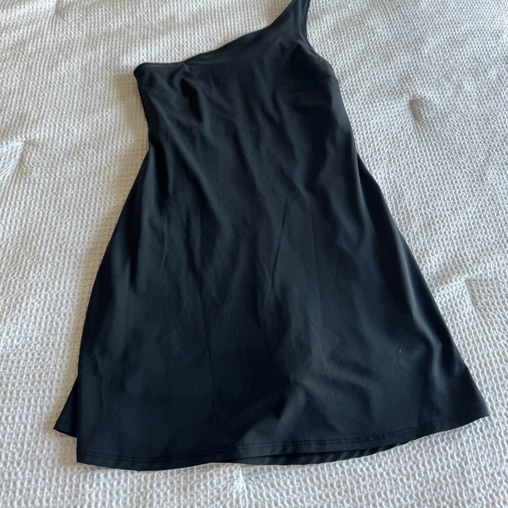 Abercrombie & Fitch Black One-Shoulder Dress